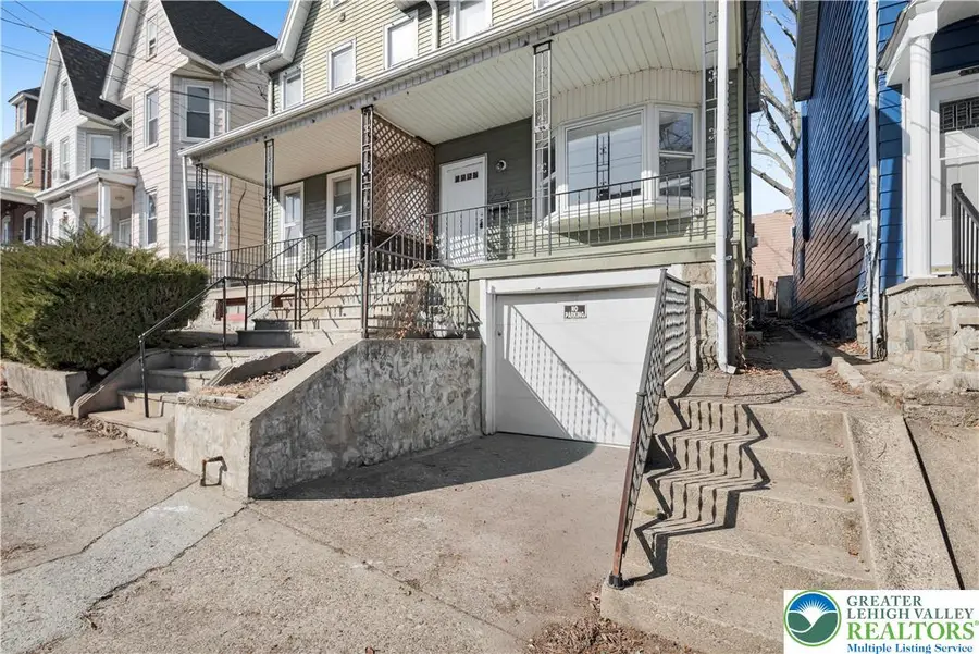 905 Bushkill Street, Easton, PA 18042 - #3