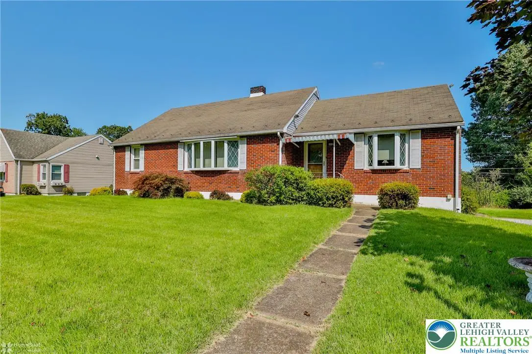 2221 Kings Avenue, Easton, PA 18045 - #1