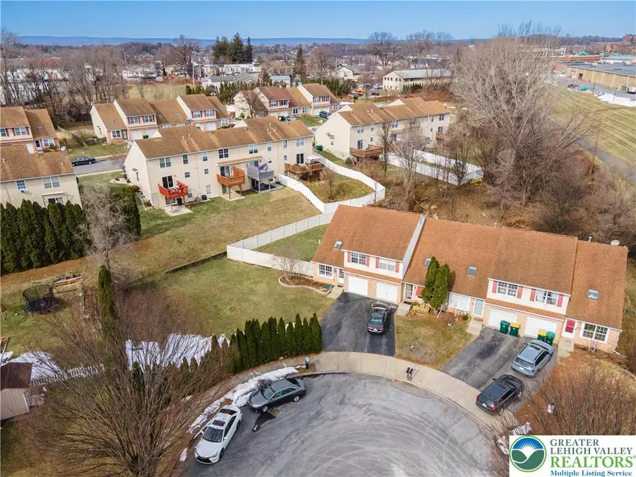 2627 Tamlynn Court, Palmer Township, PA 18045 - #2