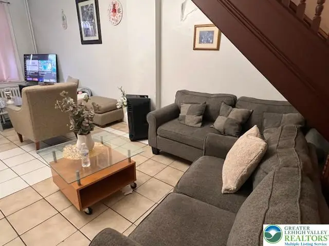 815 W Chew Street, Allentown, PA 18102 - #2