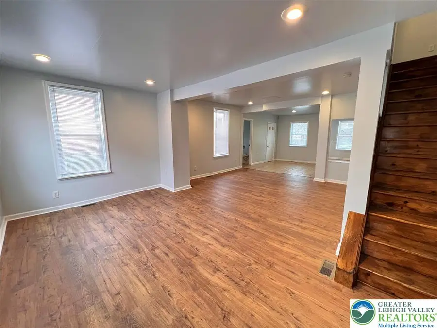 427 Pawnee Street, Bethlehem, PA 18015 - #2