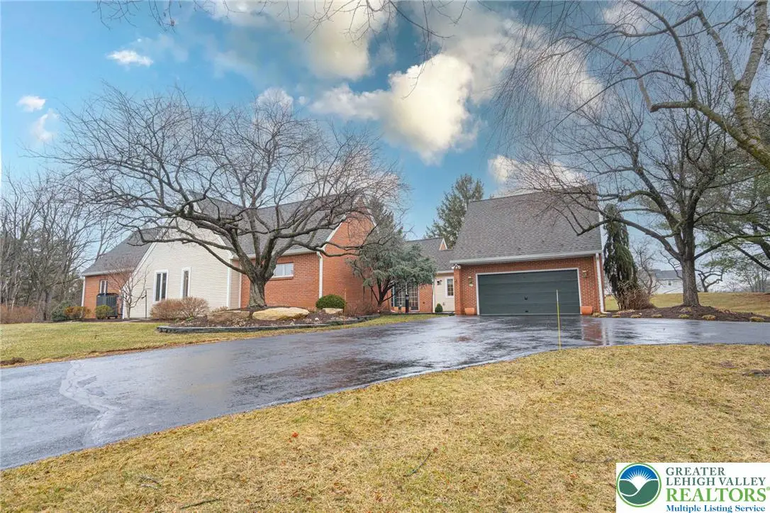 2475 Houghton Lean, Lower Macungie, PA 18062 - #1