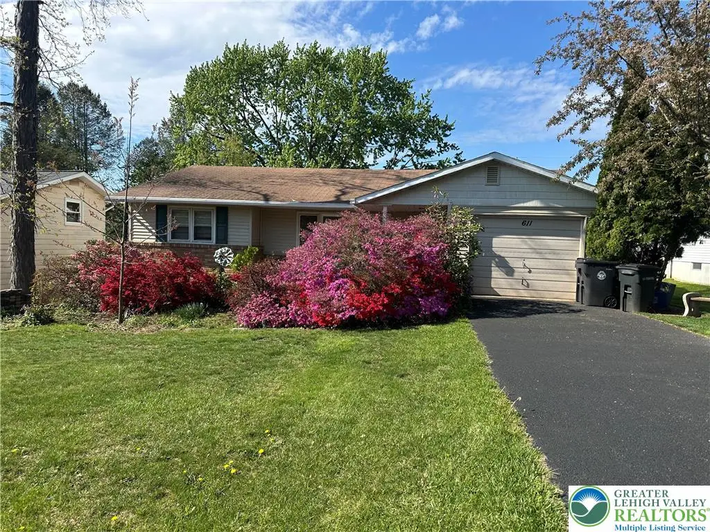 611 E Federal Street, Salisbury, PA 18103 - #1