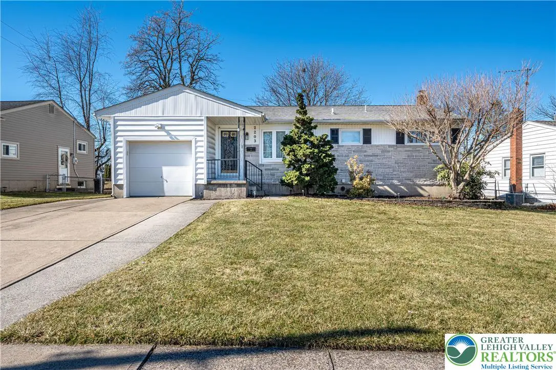 2203 Allwood Drive, Bethlehem, PA 18018 - #1