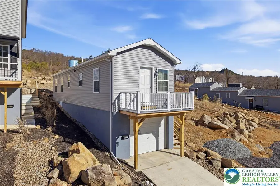 1021 Princeton Avenue, Palmerton, PA 18071 - #2