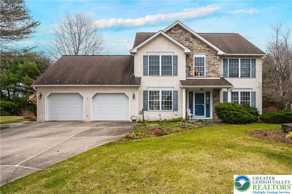 5235 Surrey Court, Upper Macungie Twp, PA 18104
