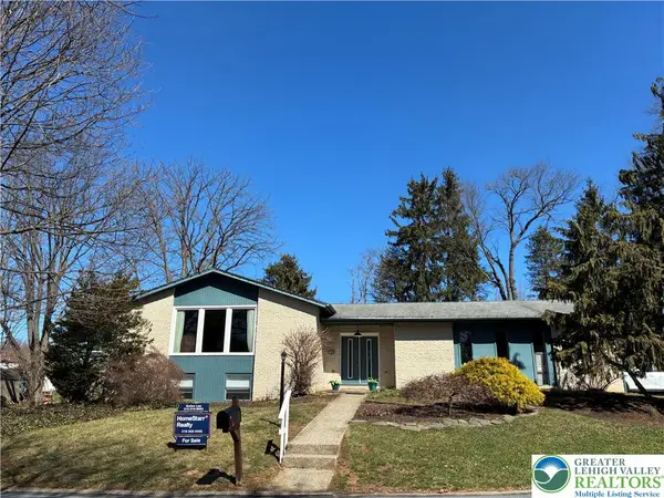 1989 Forest Lane, Lower Macungie Twp, PA 18103