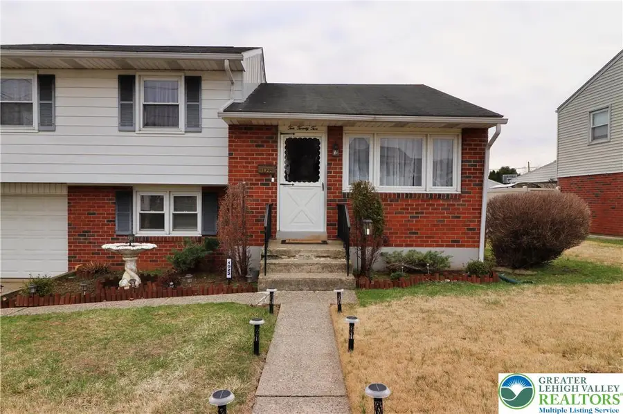 1022 Hilton Street, Bethlehem, PA 18017 - #3