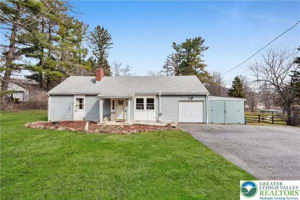 1335 Stonesthrow Road, Lower Saucon Twp, PA 18015