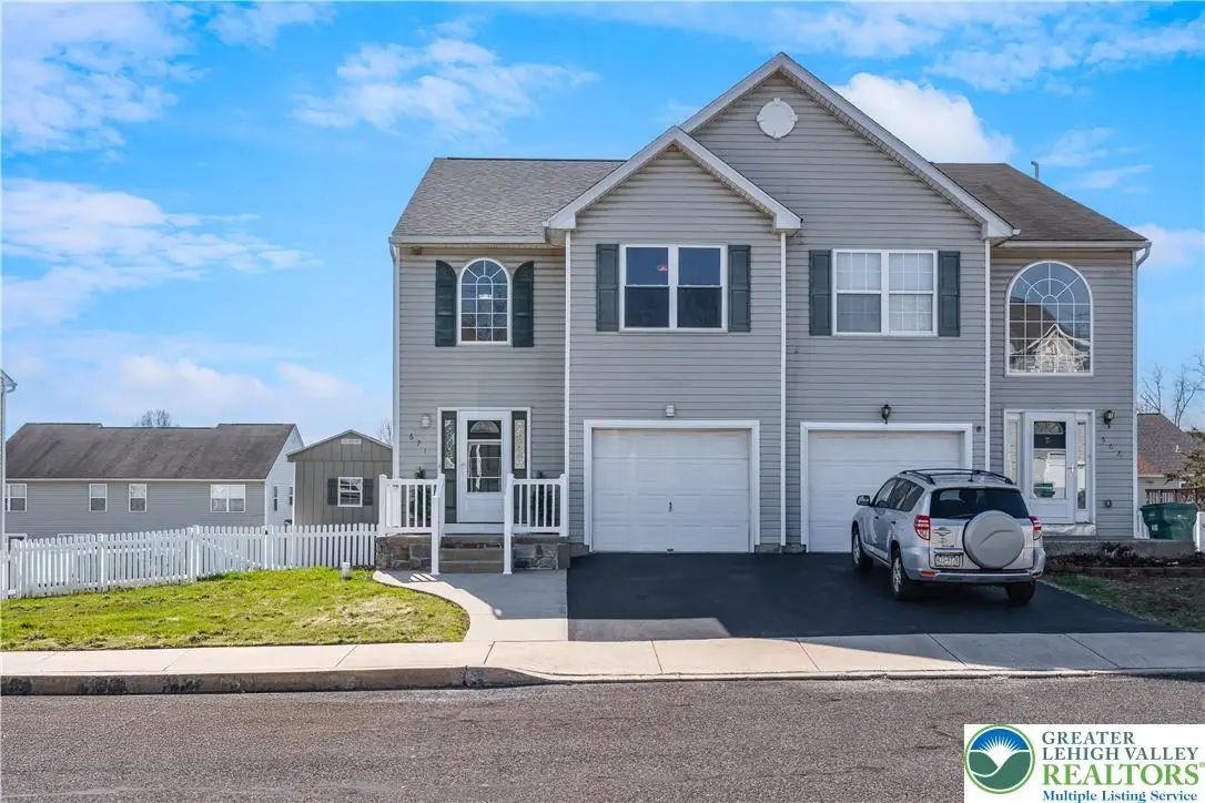 671 Daisy Lane, Pennsburg, PA 18073 - #1