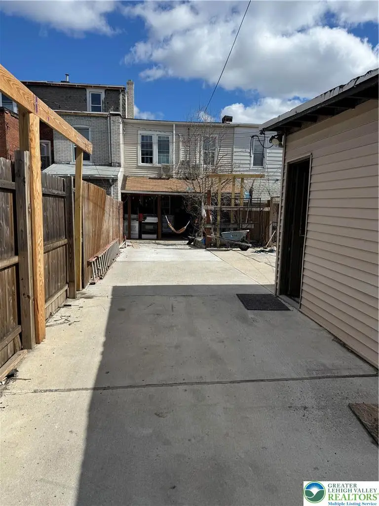 616 N 12th Street, Allentown, PA 18102 - #2