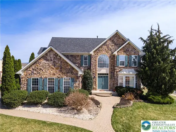 7 Lower Way Road, Palmer Twp, PA 18045