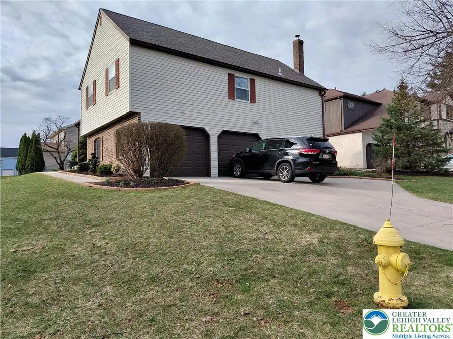 2802 Windy Hill Road, Dorneyville, PA 18103 - #3