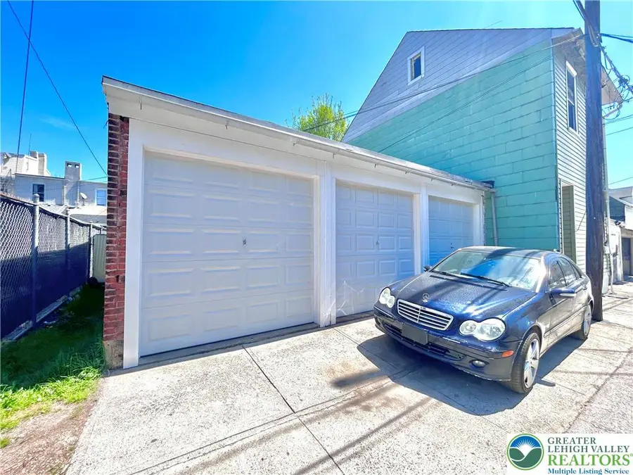 531 Hazel Street, Allentown, PA 18102 - #3