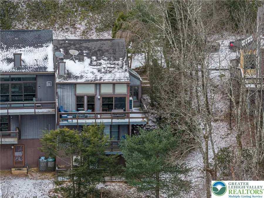 304 Cross Country Lane, Tannersville, PA 18372 - #2