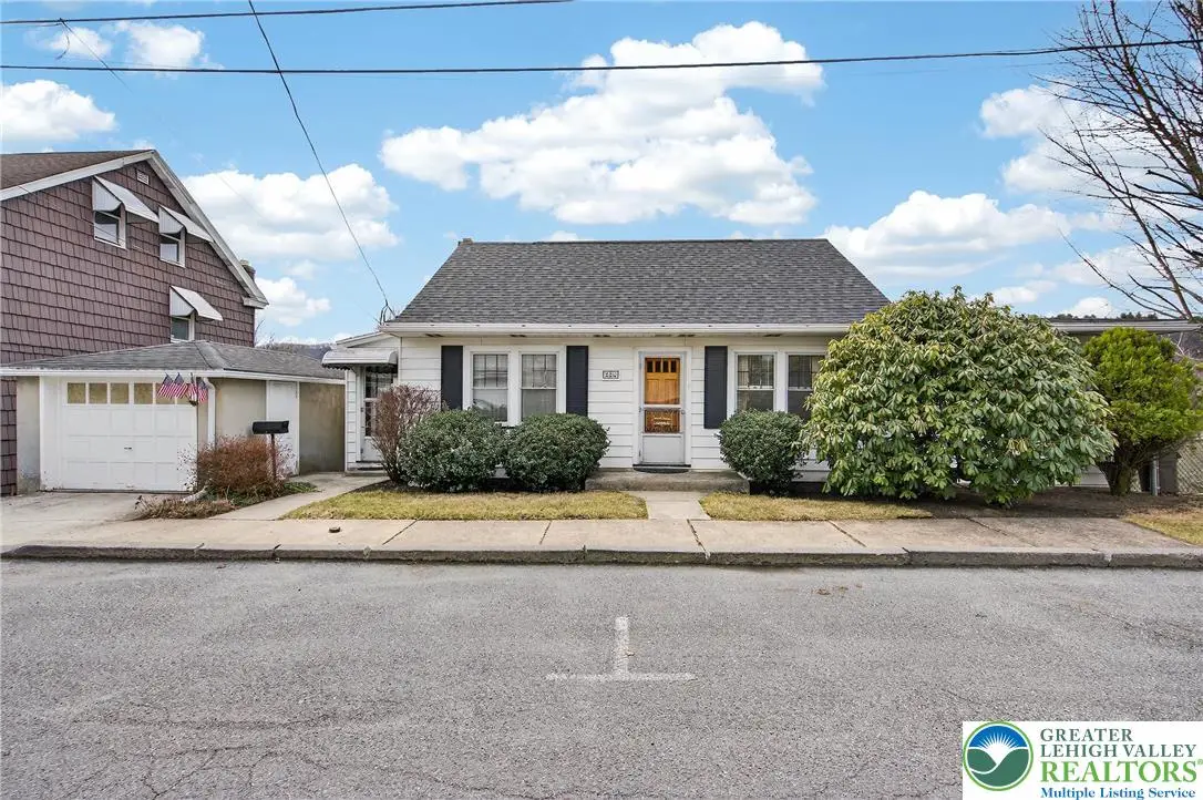 230 W Howard Avenue, Coaldale, PA 18218 - #1