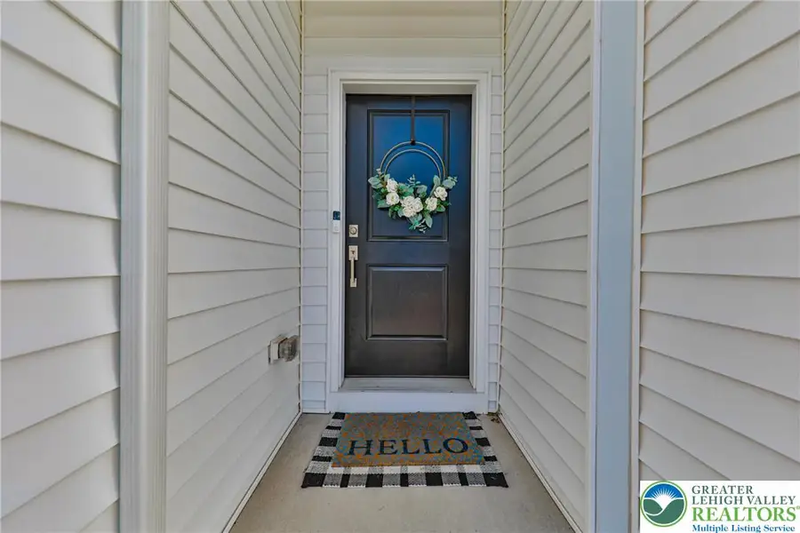 4905 Brookside Court, Upper Saucon, PA 18036 - #2