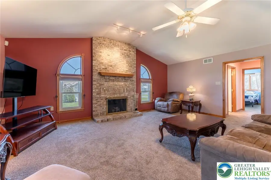 4809 Spruce Street, Schnecksville, PA 18078 - #3