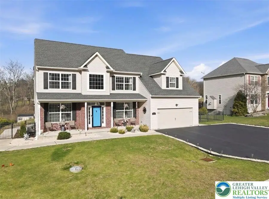 628 S 4th Street, Washington, PA 18013 - #3