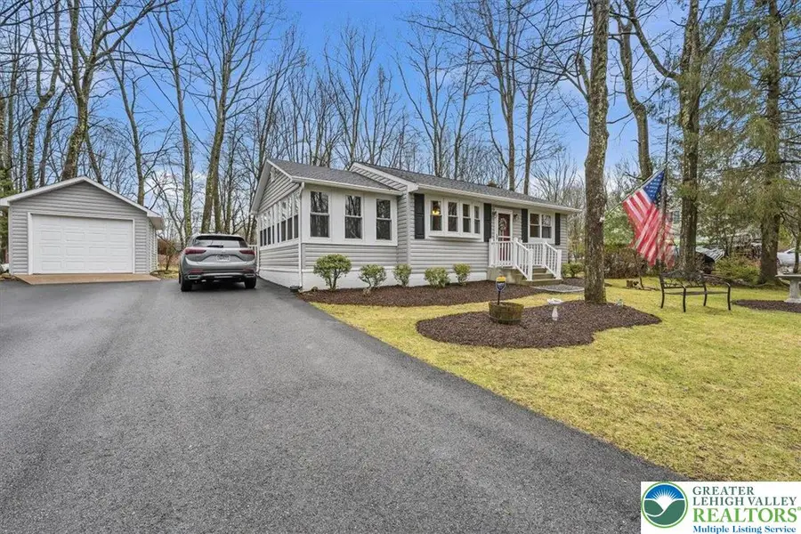 1249 Lexington Avenue, Coolbaugh, PA 18346 - #2