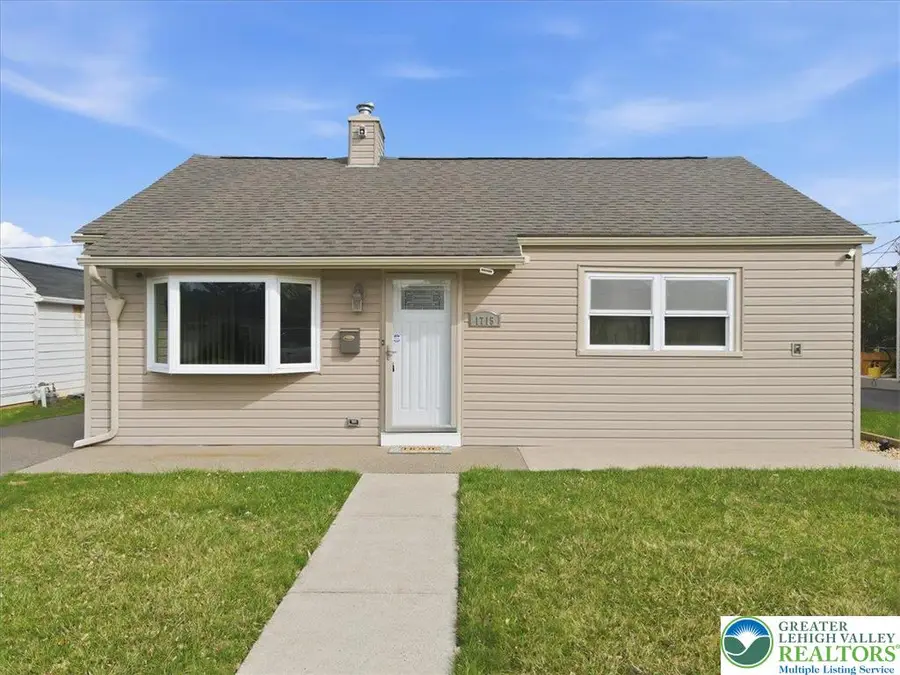 1715 Lansdale Avenue, Bethlehem, PA 18017 - #2