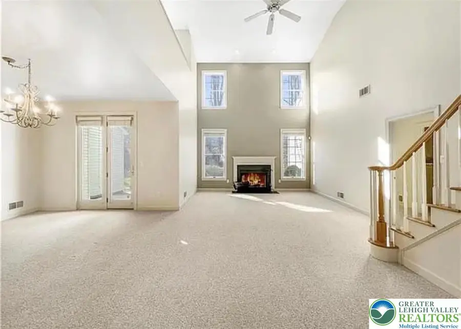 4658 Pinehurst Circle, Upper Saucon, PA 18034 - #3