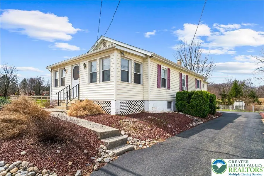 1138 Brookside Road, Wescosville, PA 18106 - #2