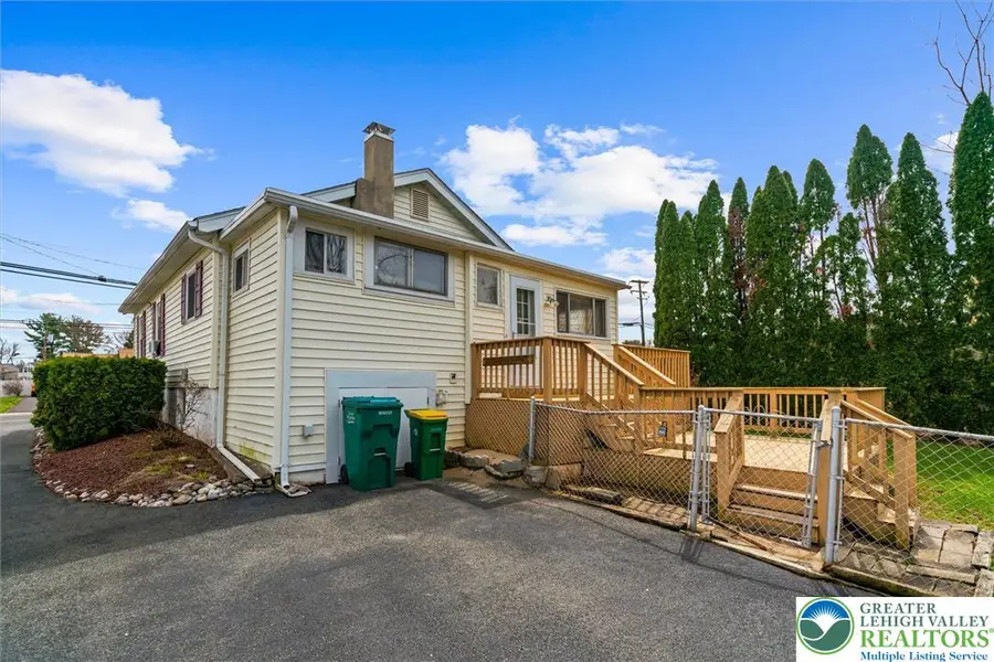 1138 Brookside Road, Wescosville, PA 18106 - #3