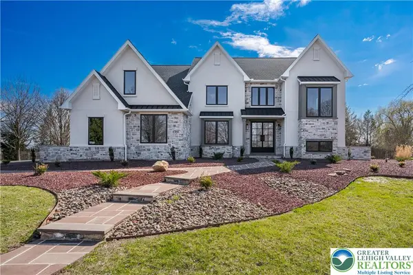 3373 Rising Sun Court, Upper Nazareth Twp, PA 18064