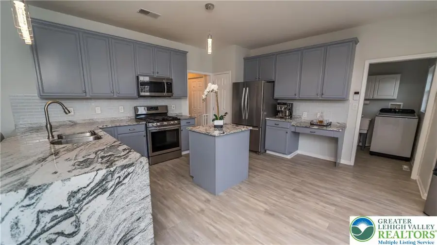 2305 Sheffield Drive, Forks Township, PA 18040 - #2