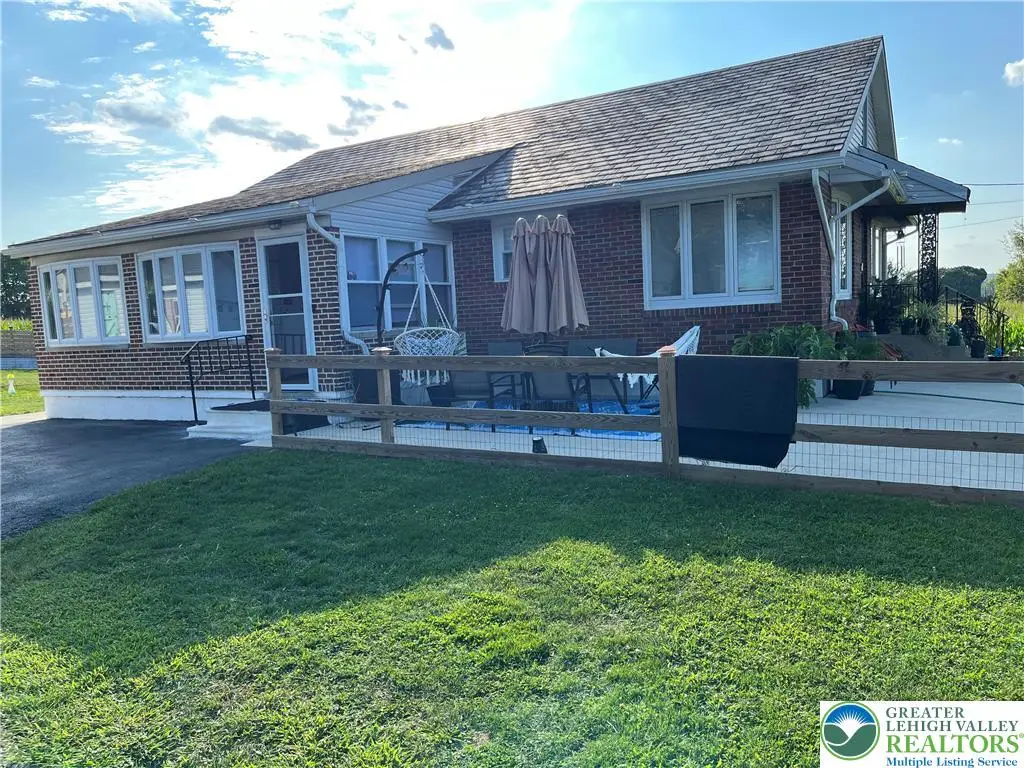 3092 Mauch Chunk Road, North Whitehall, PA 18104 - #1