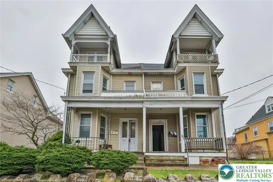 1108 Broadway, Fountain Hill, PA 18015 - #2