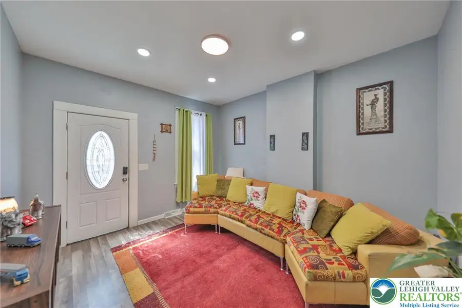 743 Washington Street, Easton, PA 18042 - #3