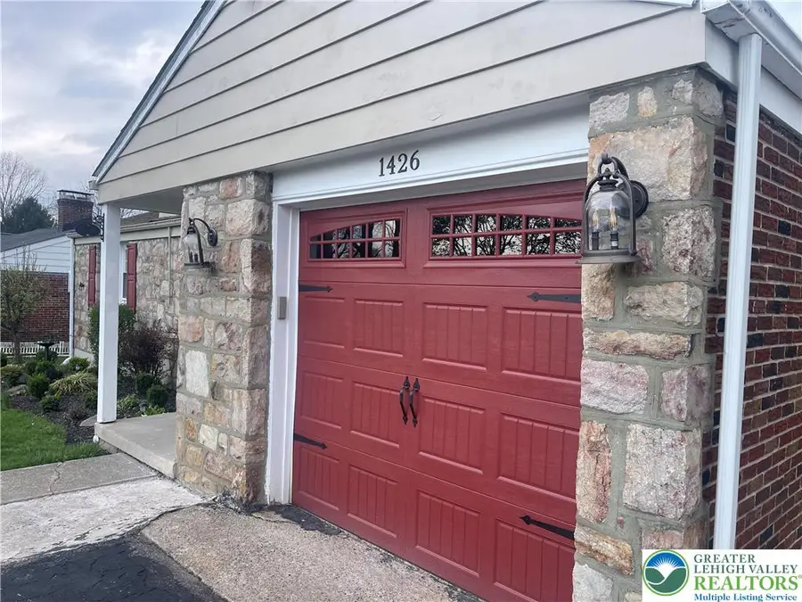 1426 Eaton Avenue, Bethlehem, PA 18018 - #3