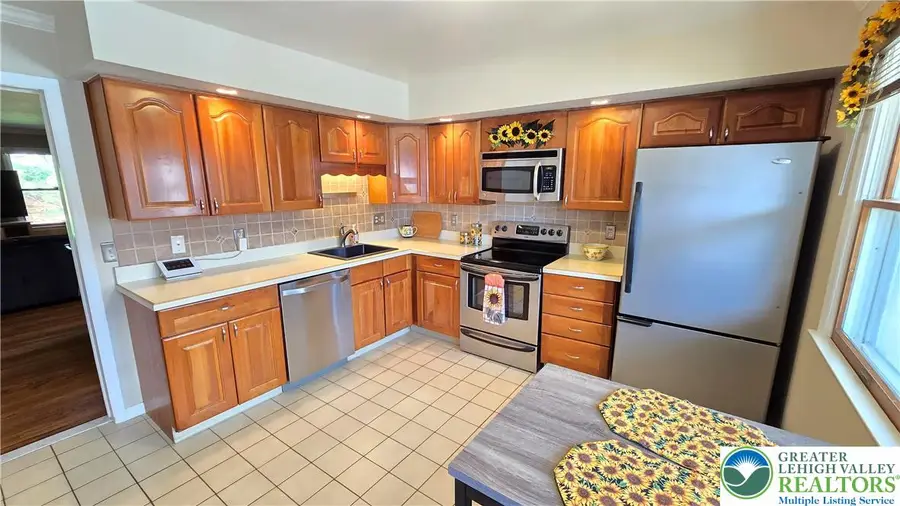 194 Springhouse Road, Allentown, PA 18104 - #3