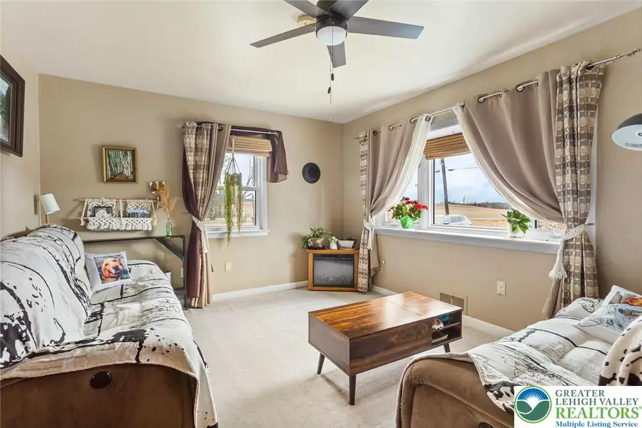 254 Old Allentown Road, Bushkill, PA 18091 - #2