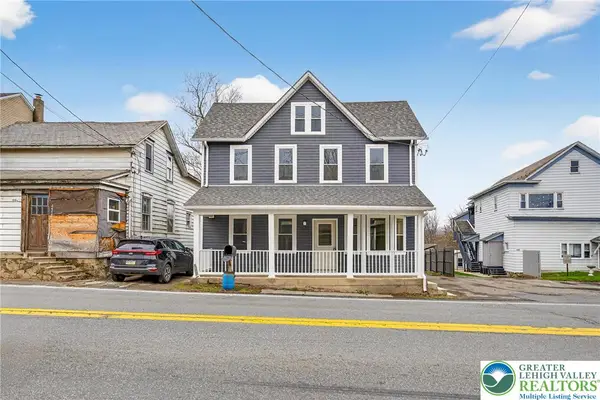 2474 N Delaware Drive, Upper Mt Bethel Twp, PA 18343