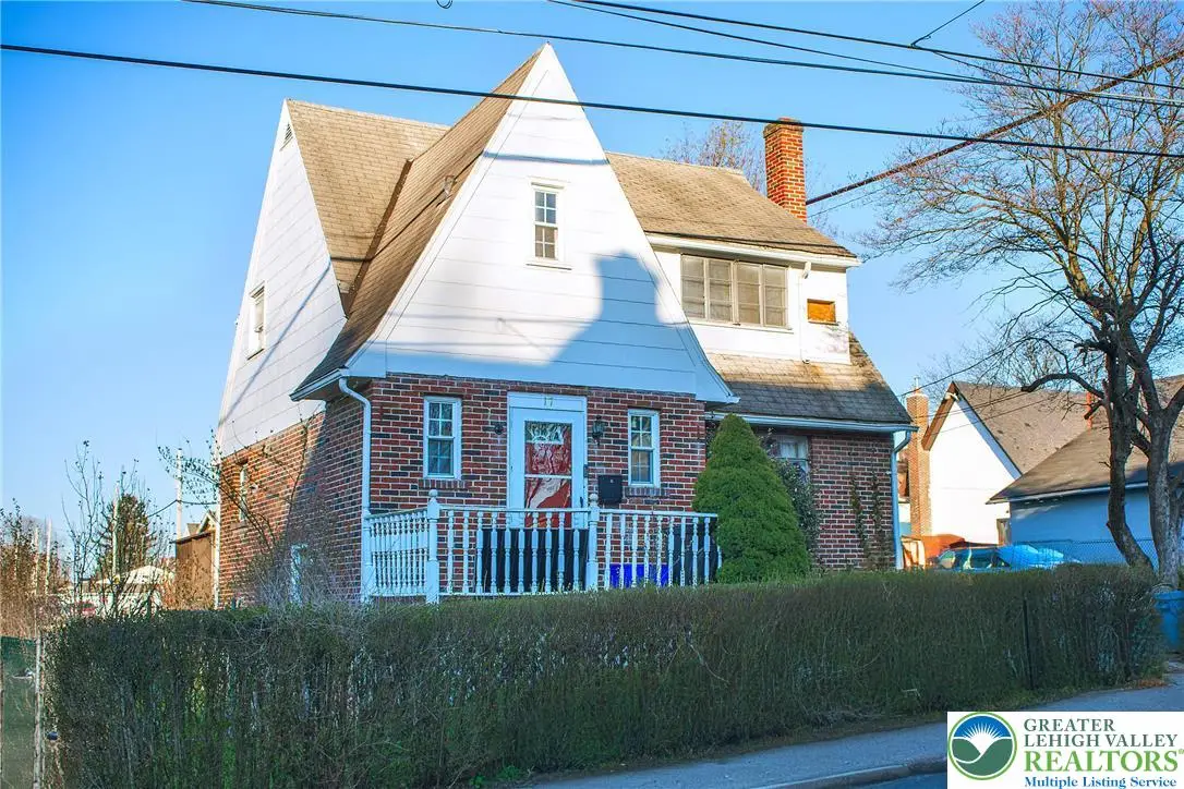 17 N 12th Street, Catasauqua, PA 18032 - #1