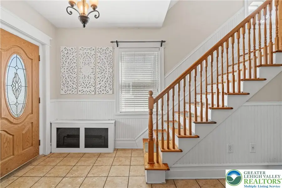 956 Club Avenue, Allentown, PA 18109 - #3