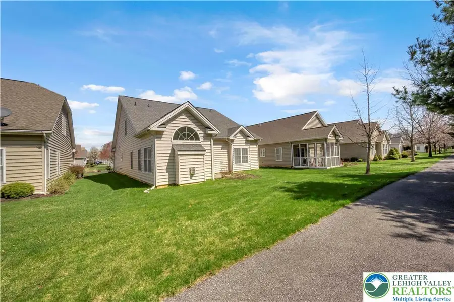 5351 Presidents Drive, Hanover, PA 18017 - #3