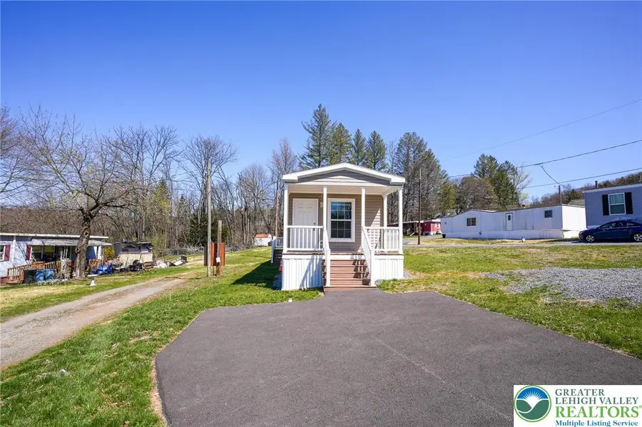 20 Court Street, Weissport East, PA 18235 - #2