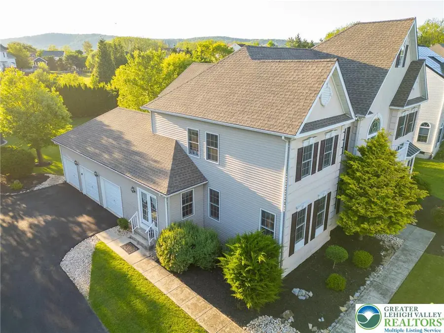 3423 Courtney, Upper Saucon, PA 18034 - #2