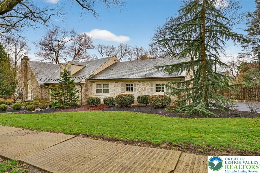 2011 Sycamore Street, Bethlehem, PA 18017 - #2