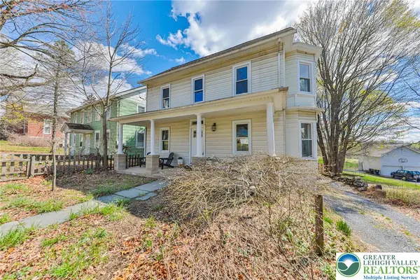 589 S Delaware Drive, Upper Mt Bethel Twp, PA 18343