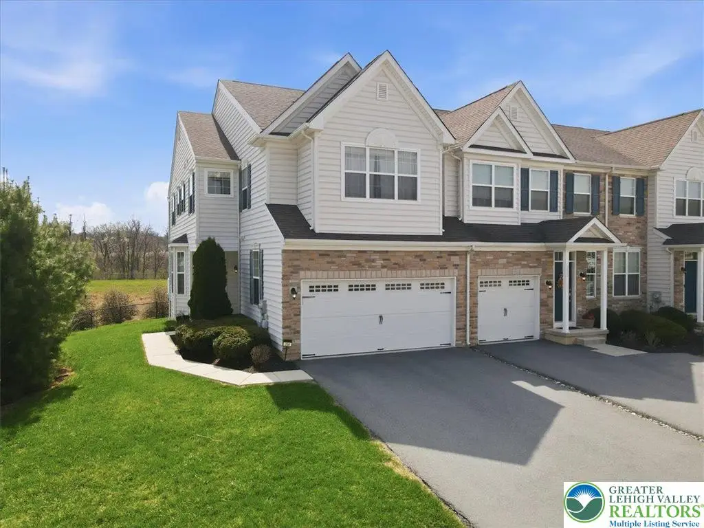 250 Redclover Lane, Upper Macungie, PA 18104 - #1
