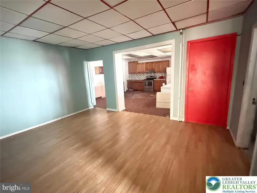 863 Main Street, Hanover, PA 18706 - #2