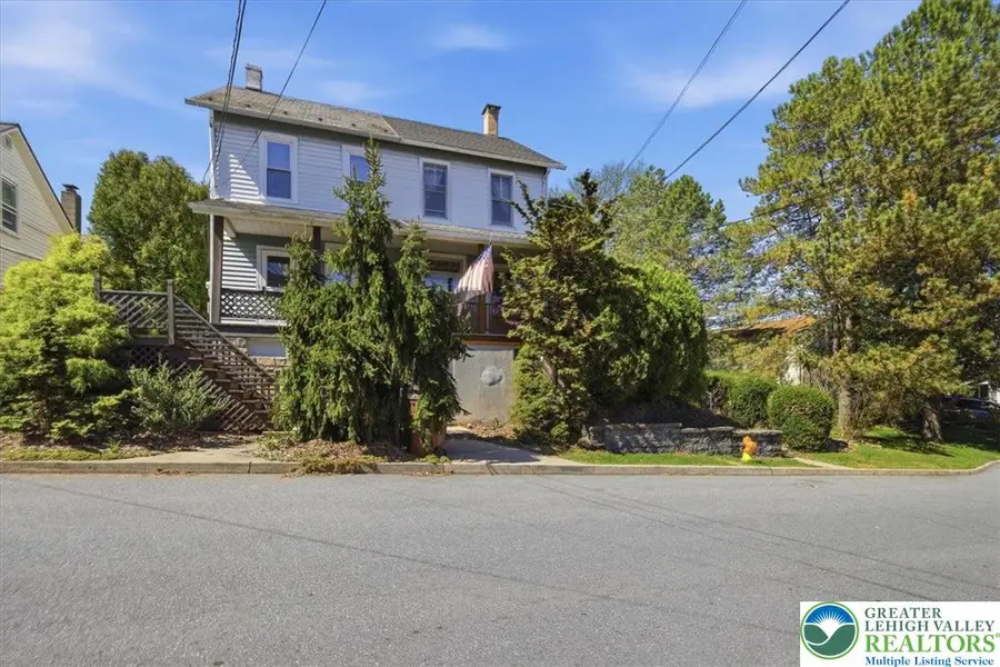 3225 S Front Street, Hokendauqua, PA 18052 - #2