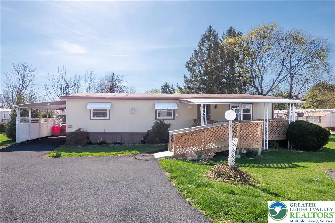 8774 Breinig Run Circle, Breinigsville, PA 18031 - #1