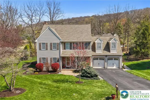 1625 Arrowwood Drive, Forks Twp, PA 18040