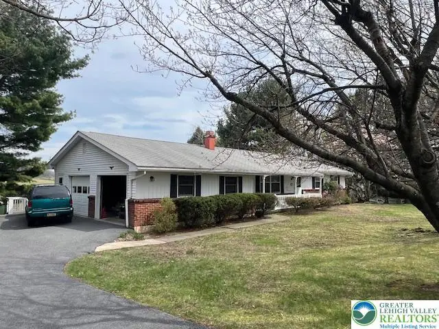 390 S Hokendauqua Drive, Moore, PA 18067 - #3